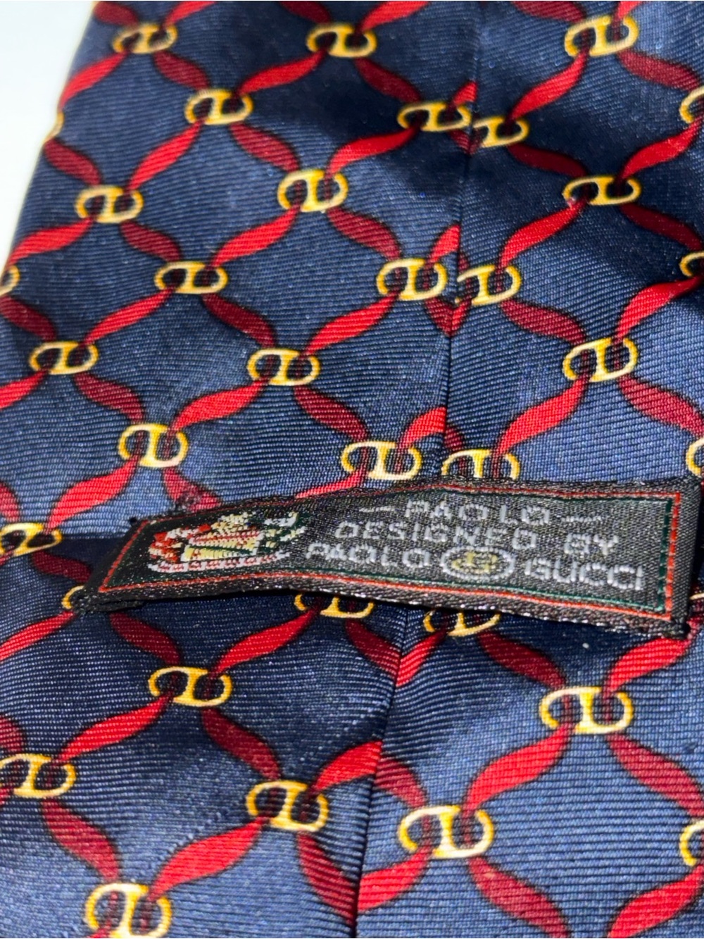 Paolo Gucci Navy Tie with Red and Gold Interlocking Chain Pattern